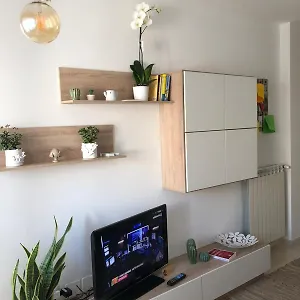 999 Apartment Bari