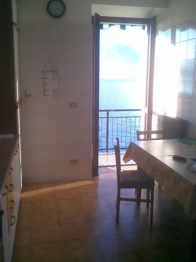 Casa In Riva Al Lago Varenna Italy