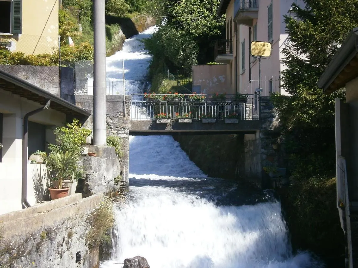 Holiday home Casa In Riva Al Lago Varenna